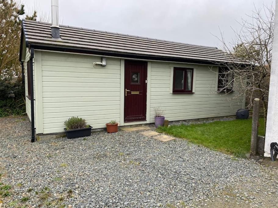 Idyllic Cornish Retreat At Puffin Lodge Helston Exteriör bild